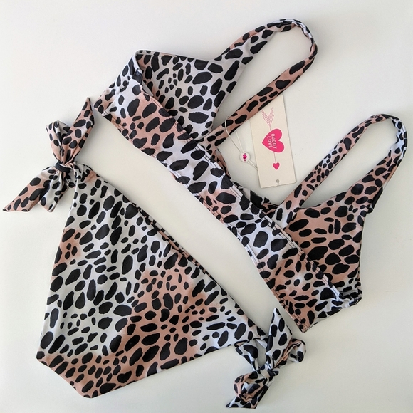 Buddy Love Adriana Cheetah Print Triangle Tie Front 2 pc Bikini L NWT - Picture 8 of 11